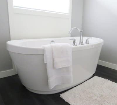 7 Creative Bathroom Remodeling Tips For Couples - Shower Enclosure